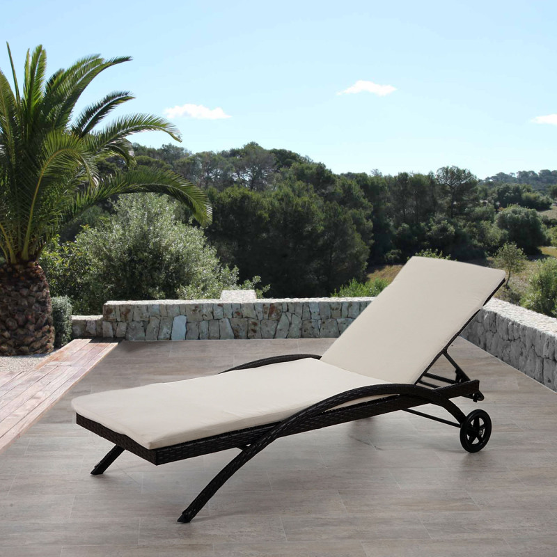 Chaise longue Kastoria, polyrotin, bain de soleil - marron chiné, coussin crème